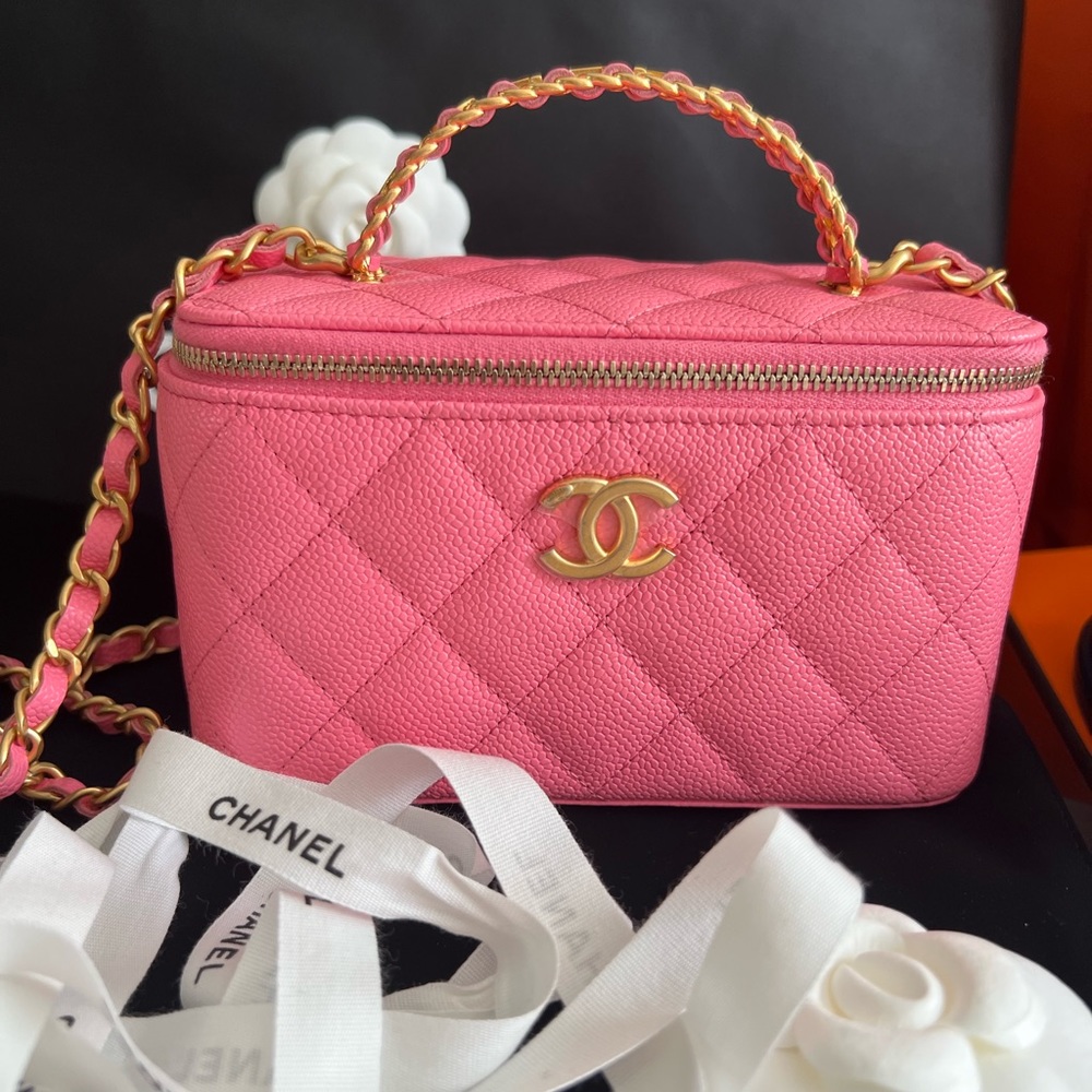 SOLD OUT Chanel vanity handle pink caviar